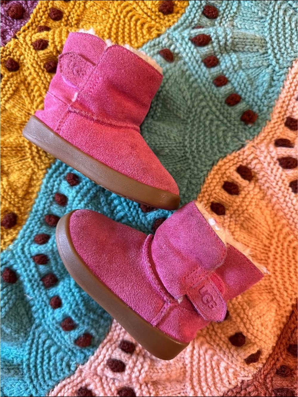 UGG Kids Fuchsia Suede Pull-On Boots